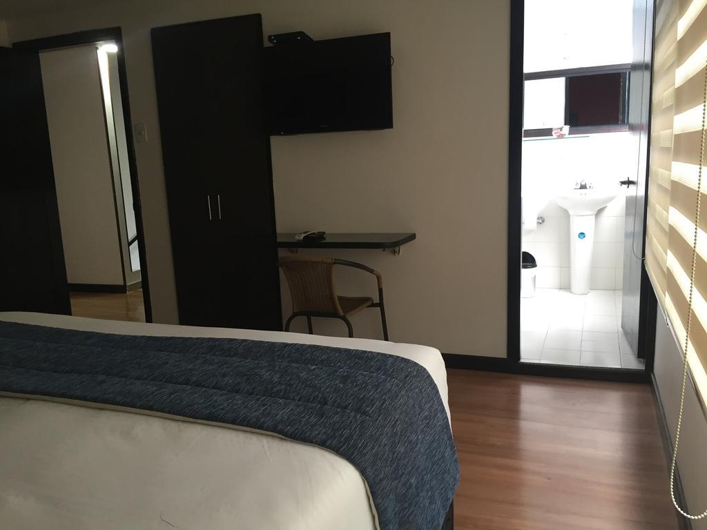 Hotel Aj Ferial Bogota Ngoại thất bức ảnh