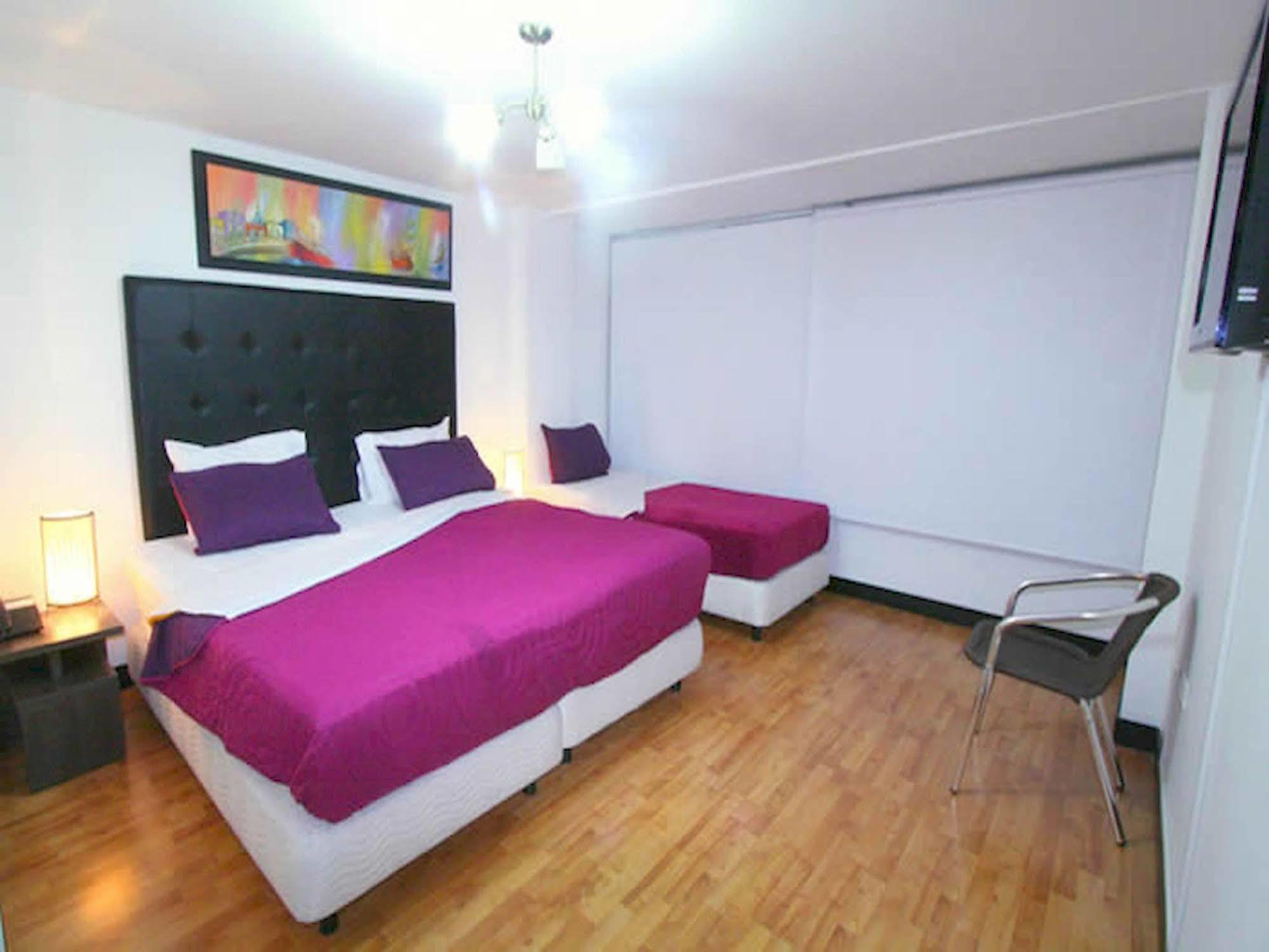 Hotel Aj Ferial Bogota Ngoại thất bức ảnh
